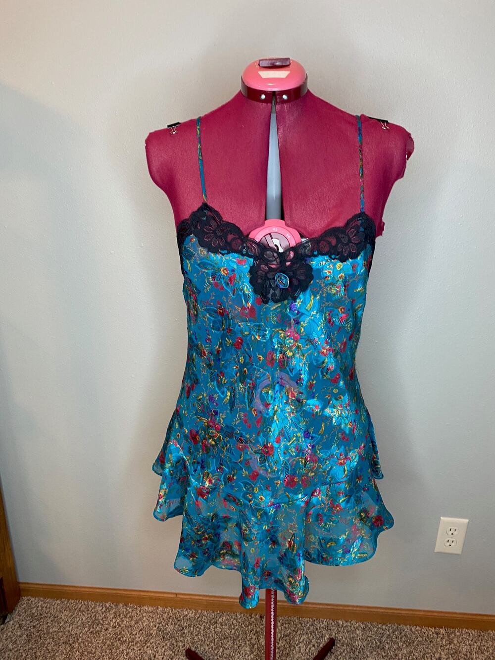 Victoria Secret negligee sheer floral black lace gold label